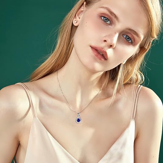 Liyana – Infinity White Gold Necklace