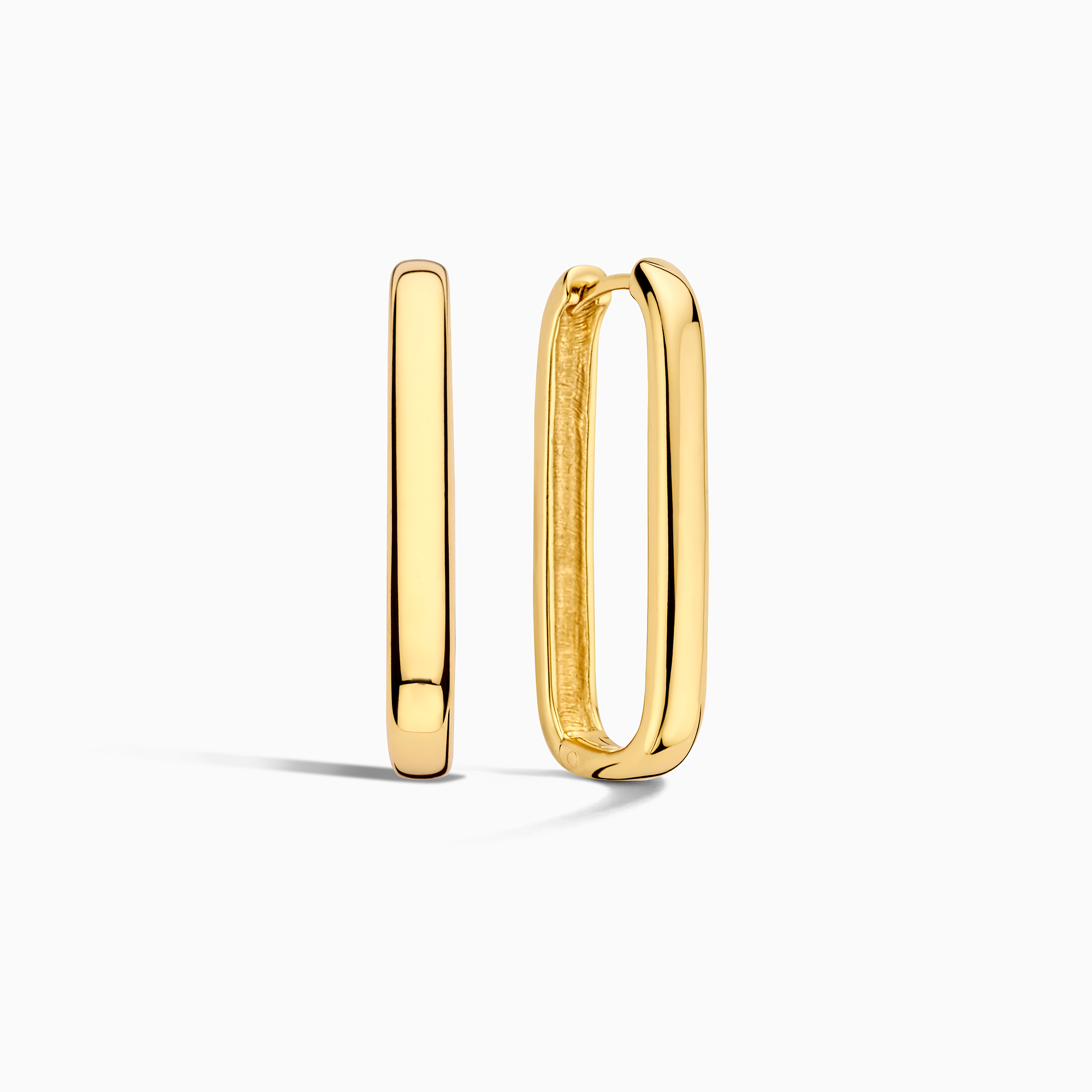 Isla – Sleek Gold Hoops